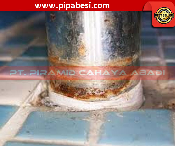 Pipa Ornamen Berkarat karena kurang perawatan